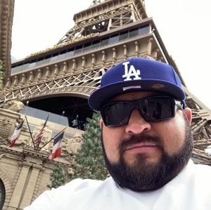 Meet your Posher, Robert